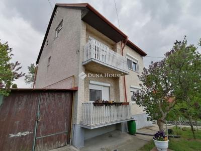 Eladó családi ház Érd