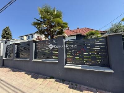 Eladó családi ház Érd