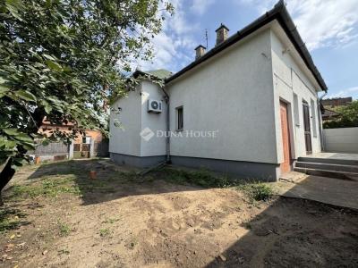 Eladó családi ház Budapest