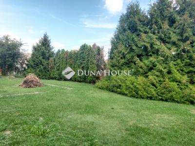 Eladó családi ház Szárliget