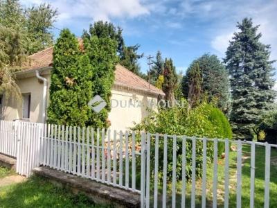 Eladó családi ház Szárliget