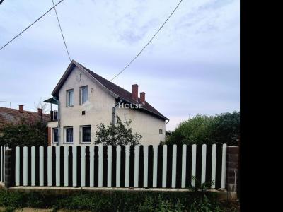 Eladó családi ház Kunmadaras