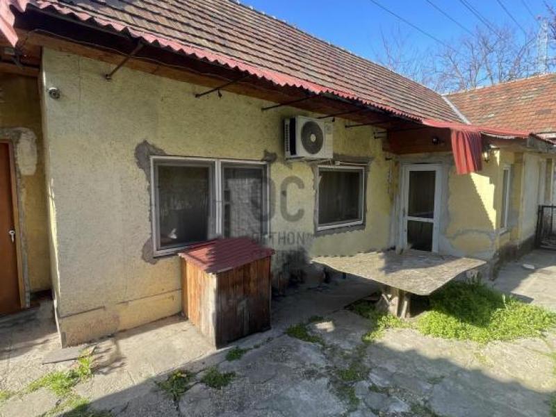 Eladó családi ház Budapest