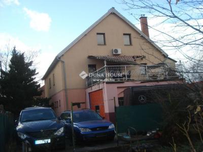 Eladó családi ház Budapest