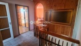 Eladó családi ház Vecsés