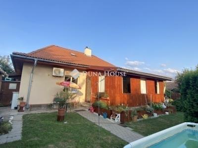 Eladó családi ház Budapest