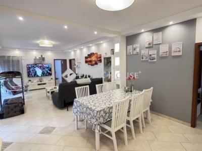 Eladó családi ház Nagykozár