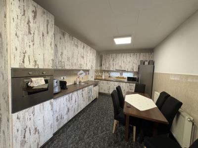 Eladó családi ház Pécs