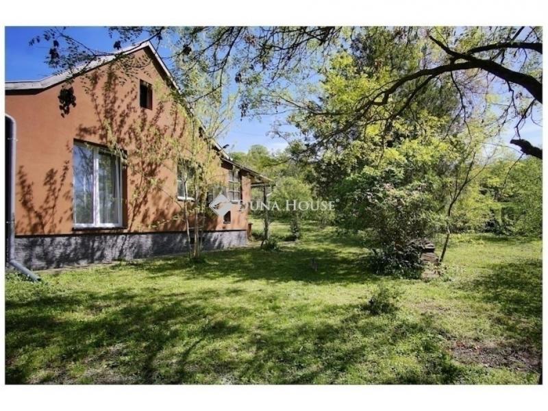 Eladó családi ház Pécs