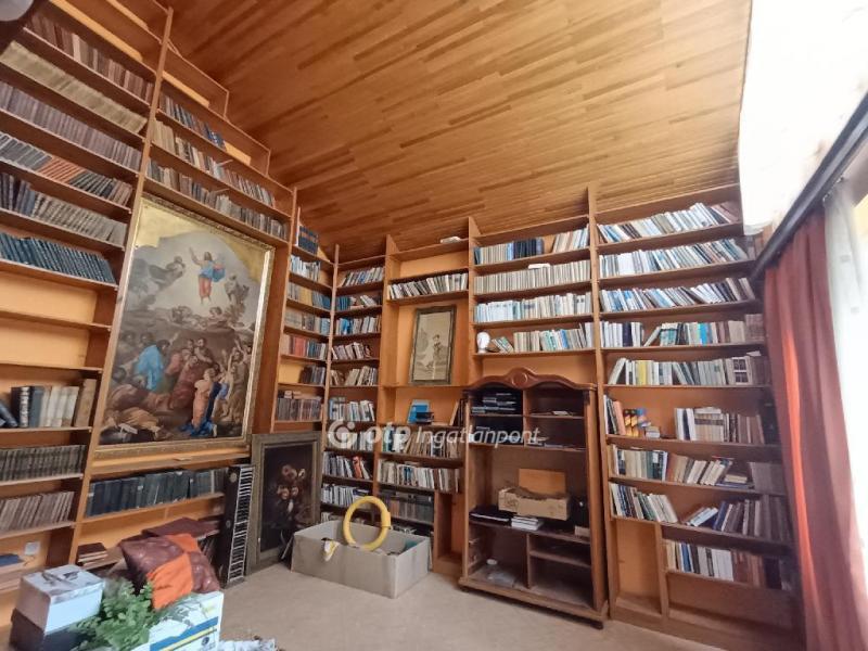 Eladó családi ház Szentes