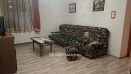 Eladó családi ház Lakitelek