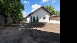 Eladó családi ház Fót