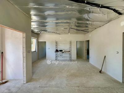 Eladó családi ház Cegléd