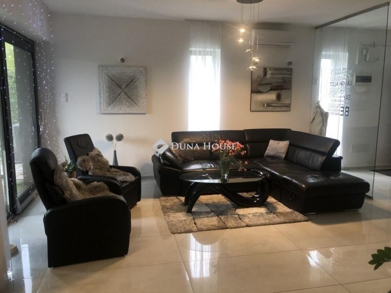 Eladó ikerház Mogyoród