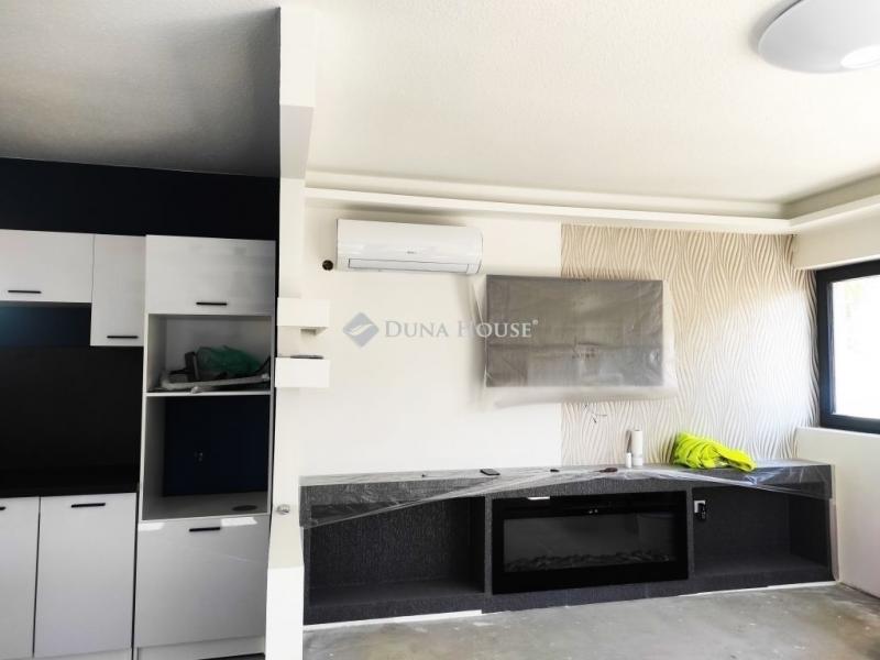 Eladó családi ház Mogyoród