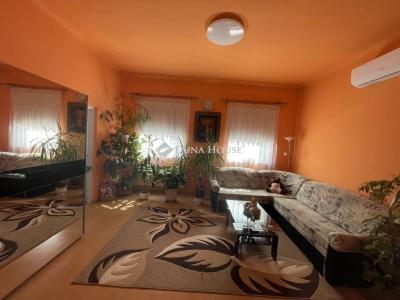 Eladó családi ház Budapest