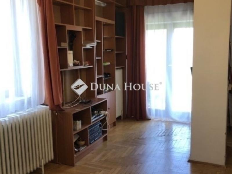 Eladó családi ház Budapest