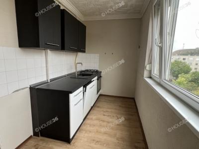 Eladó lakás Kecskemét