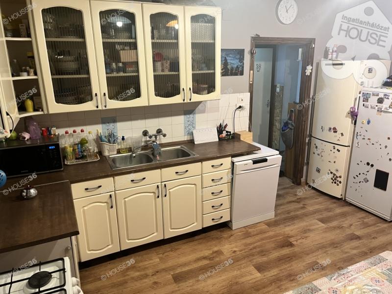 Eladó családi ház Kecskemét