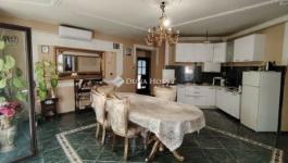 Eladó családi ház Budapest