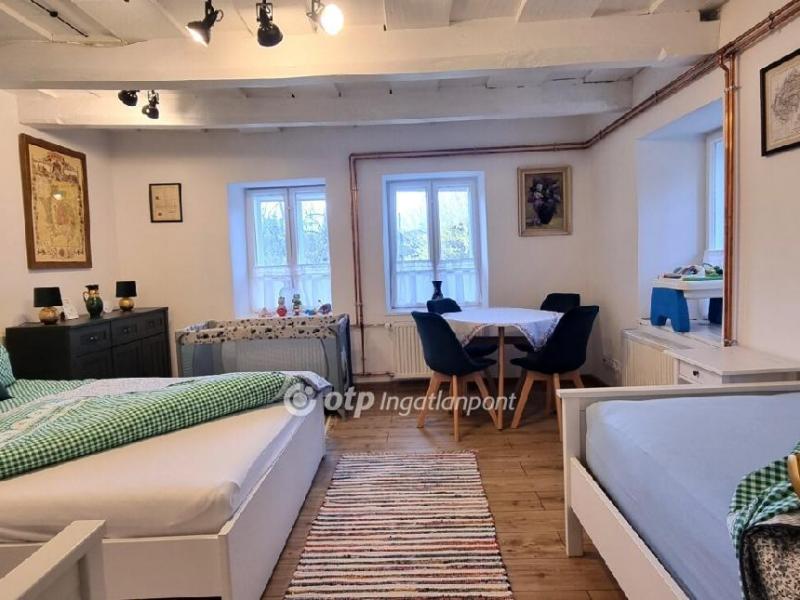 Eladó családi ház Szögliget