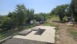 Eladó lakóövezeti telek Pécs