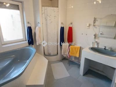 Eladó lakás Mohács