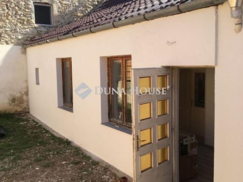 Eladó családi ház Pécs