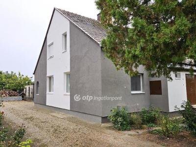 Eladó családi ház Sárszentmihály