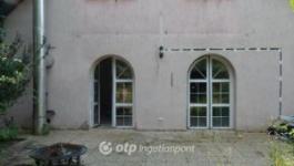 Eladó családi ház Budapest