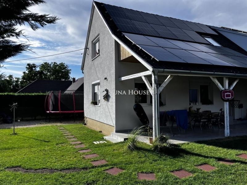 Eladó családi ház Pilis