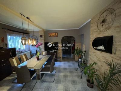 Eladó családi ház Budapest