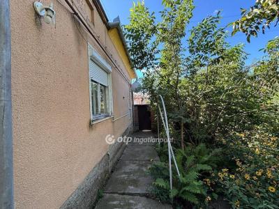 Eladó családi ház Hajdúhadház