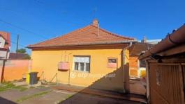 Eladó családi ház Eger