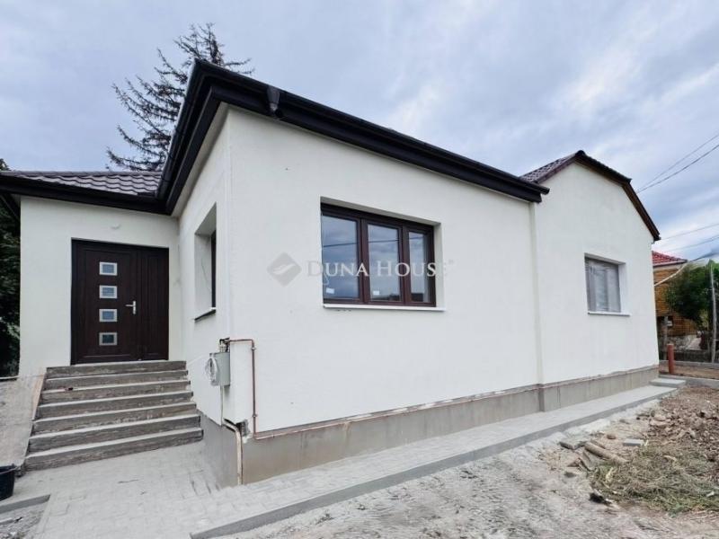 Eladó családi ház Pécs