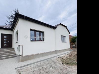 Eladó családi ház Pécs