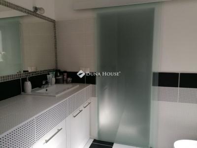 Eladó családi ház Pécs