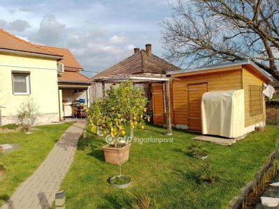 Eladó családi ház Kistótfalu