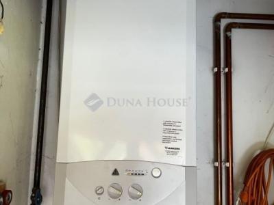 Eladó családi ház Gárdony