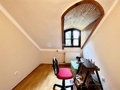 Eladó lakás Pécs
