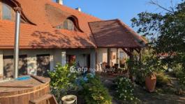 Eladó családi ház Sukoró