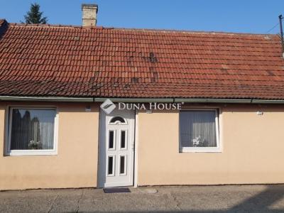 Eladó családi ház Jászberény