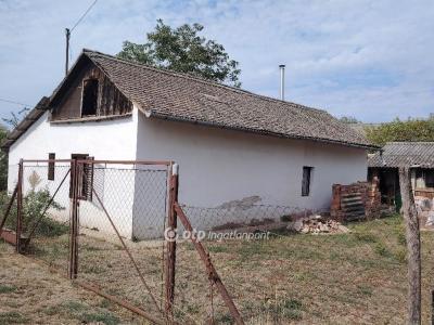 Eladó családi ház Szentes