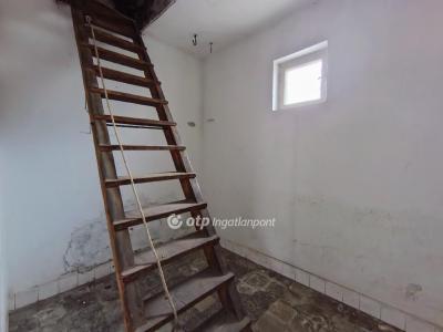 Eladó családi ház Jászfényszaru