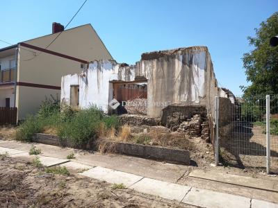 Eladó lakóövezeti telek Kunhegyes