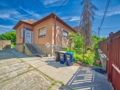 Eladó családi ház Budapest