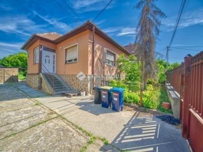 Eladó családi ház Budapest