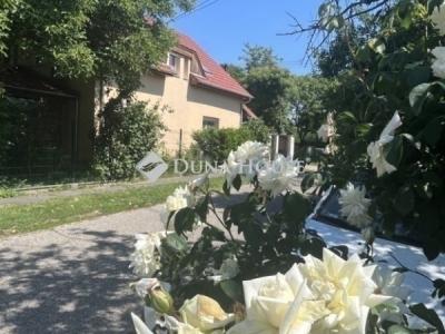 Eladó családi ház Budapest