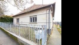 Eladó családi ház Ecser