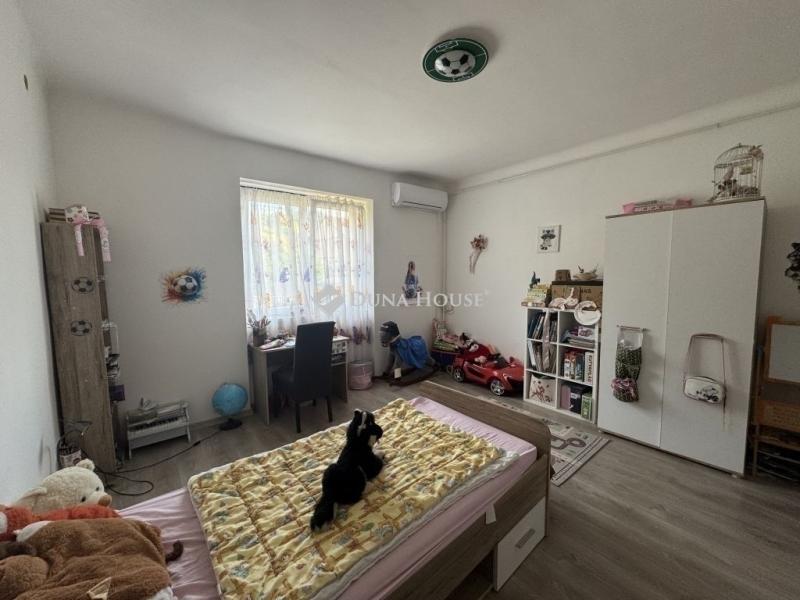 Eladó családi ház Pécs